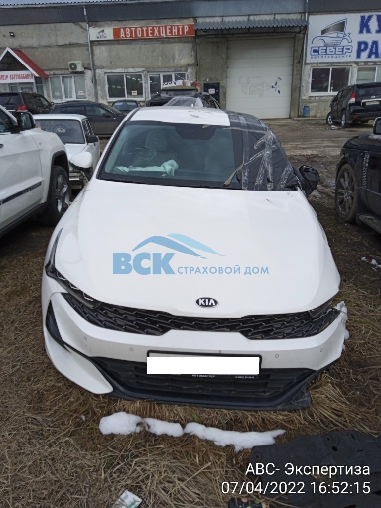 KIA K5 2020 года